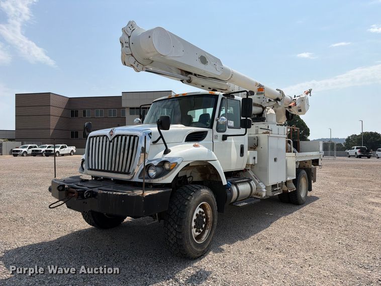 image for item FK5044 2016 International WorkStar 7500 bucket truck
