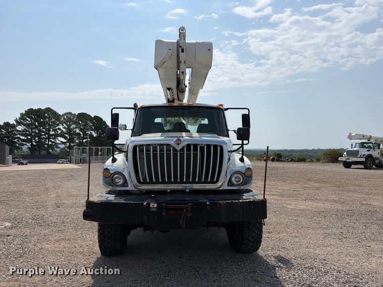 image for item FK5044 2016 International WorkStar 7500 bucket truck