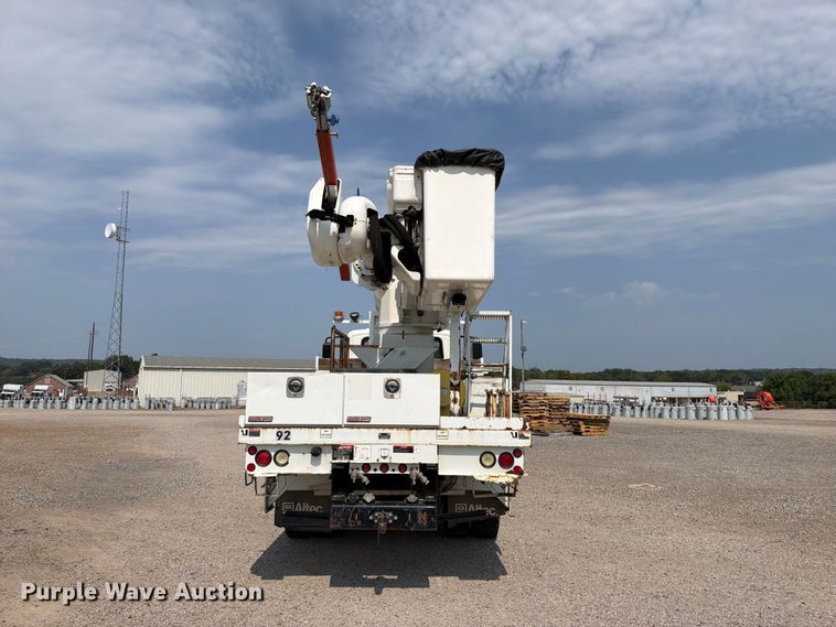 image for item FK5044 2016 International WorkStar 7500 bucket truck