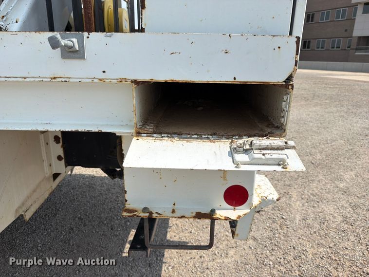 image for item FK5044 2016 International WorkStar 7500 bucket truck