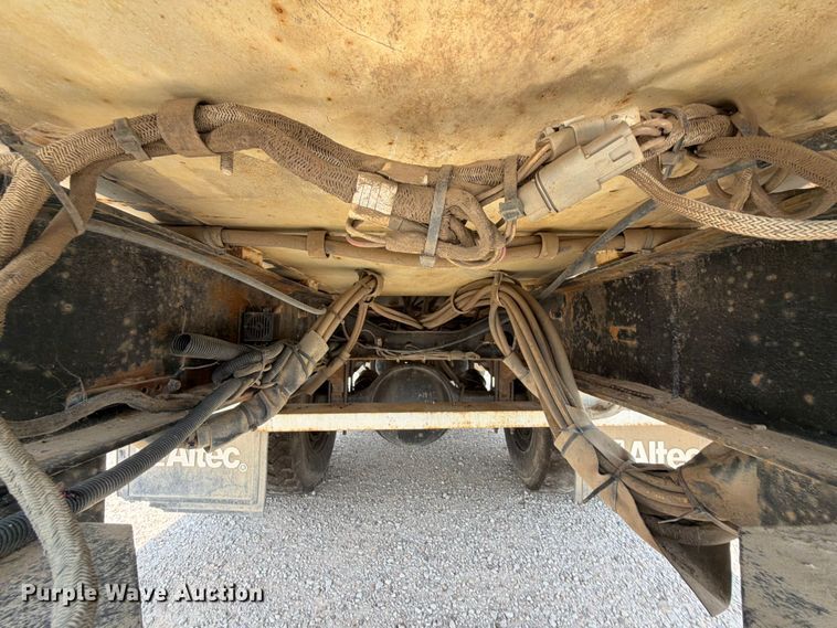 image for item FK5044 2016 International WorkStar 7500 bucket truck
