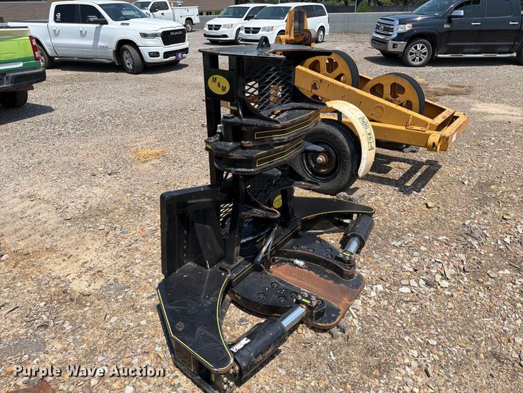image for item FK5046 M&M HC16 Hydra Clip skid steer tree shear