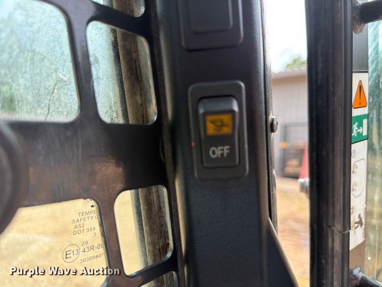 image for item FK5050 2019 Bobcat T770 tracked skid steer loader