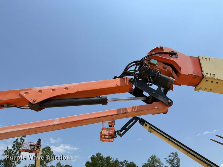 image for item FN2024 2013 JLG 1250AJP boom lift