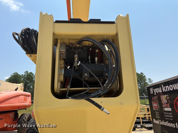 image for item FN2024 2013 JLG 1250AJP boom lift