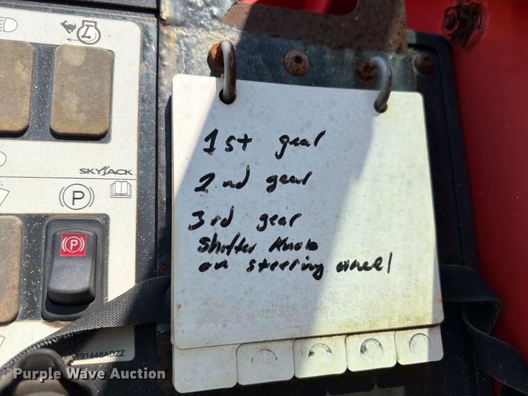 image for item FN2025 2019 Skyjack SJ1056TH telehandler