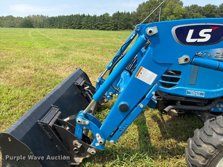 image for item FN2027 LS MT225HE MFWD tractor