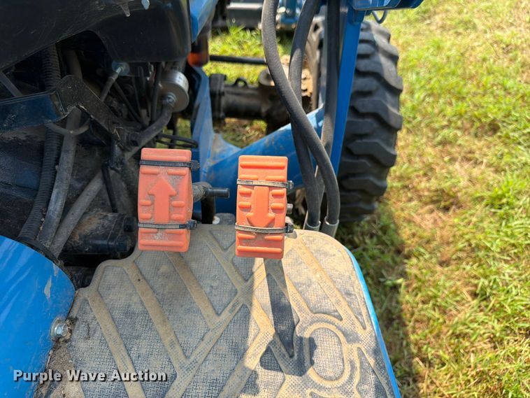 image for item FN2027 LS MT225HE MFWD tractor