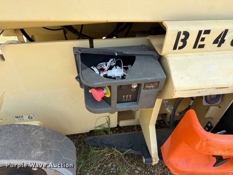image for item FN2037 2014 JLG 3246ES scissor lift