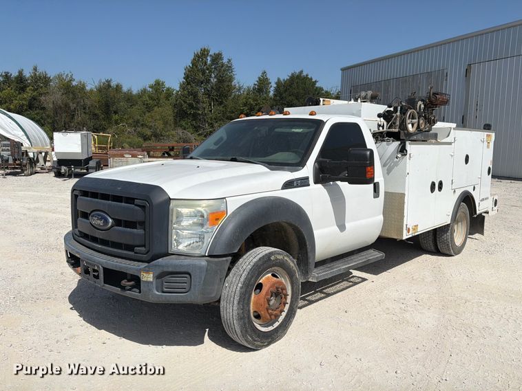 2016 Ford F550 Super Duty utility / service truck