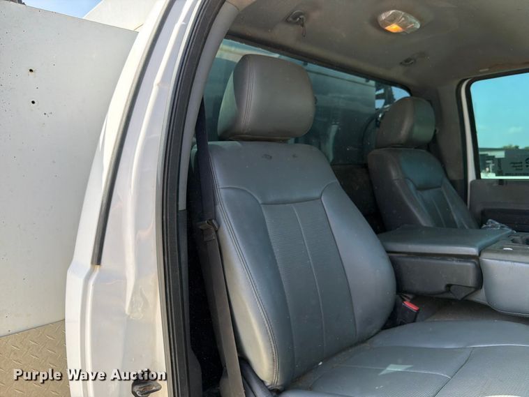image for item FN2042 2016 Ford F550 Super Duty utility / service truck