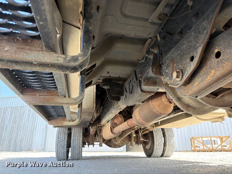 image for item FN2042 2016 Ford F550 Super Duty utility / service truck