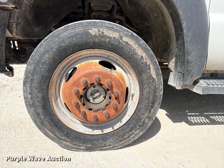 image for item FN2042 2016 Ford F550 Super Duty utility / service truck