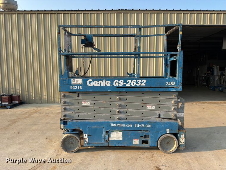 image for item FN2544 2008 Genie GS-3232 scissor lift