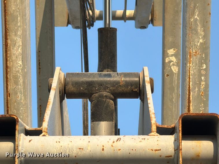 image for item FN2544 2008 Genie GS-3232 scissor lift