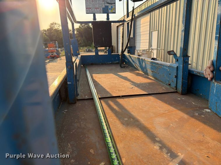 image for item FN2544 2008 Genie GS-3232 scissor lift