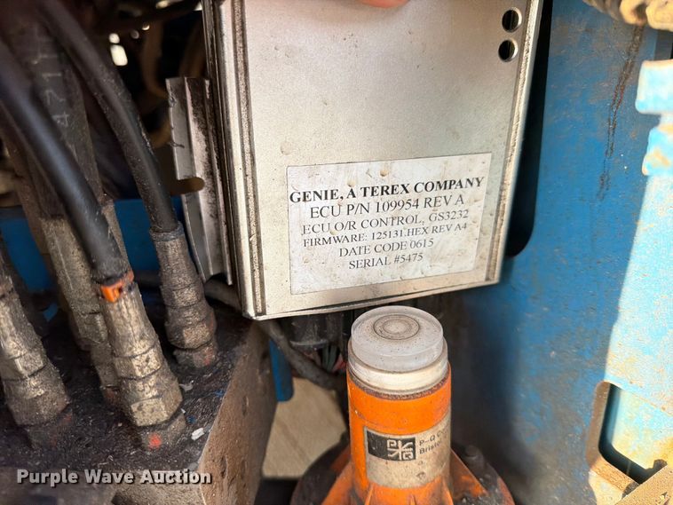 image for item FN2544 2008 Genie GS-3232 scissor lift