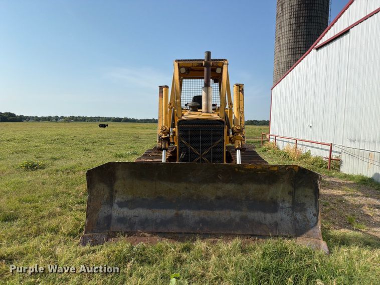 image for item FN2551 1994 John Deere 750 BLT dozer