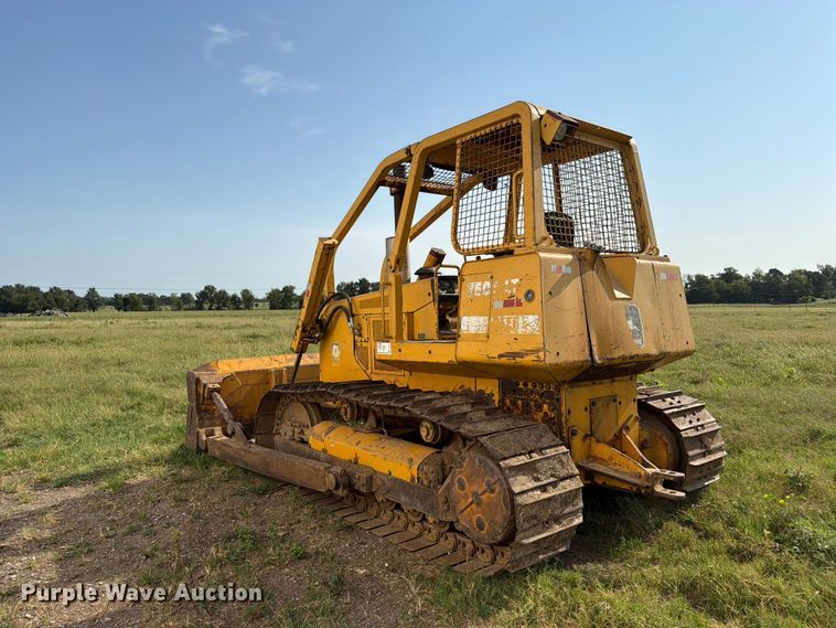 image for item FN2551 1994 John Deere 750 BLT dozer
