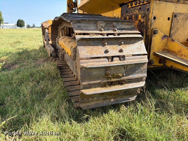 image for item FN2551 1994 John Deere 750 BLT dozer