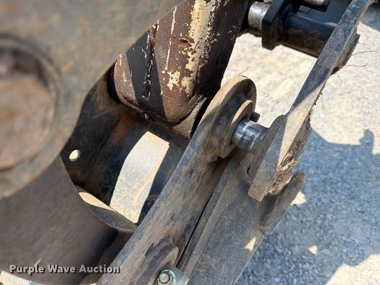 image for item FN2554 2002 Bobcat 334 mini excavator