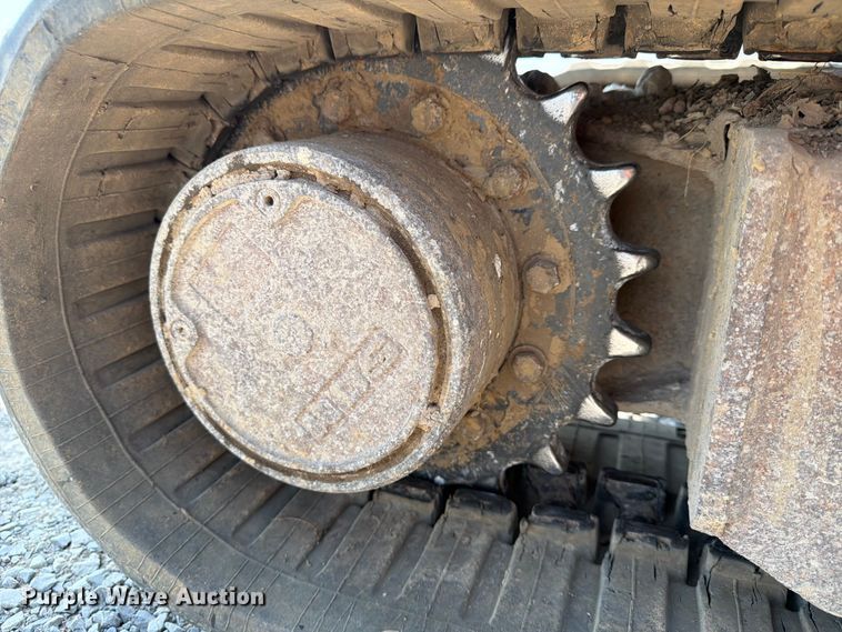 image for item FN2554 2002 Bobcat 334 mini excavator