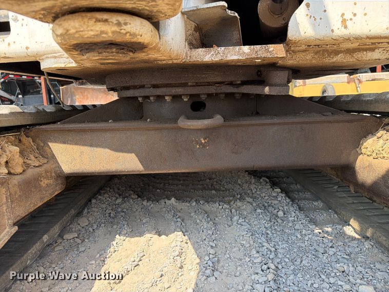 image for item FN2554 2002 Bobcat 334 mini excavator