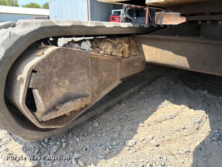 image for item FN2554 2002 Bobcat 334 mini excavator