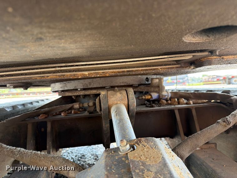 image for item FN2554 2002 Bobcat 334 mini excavator