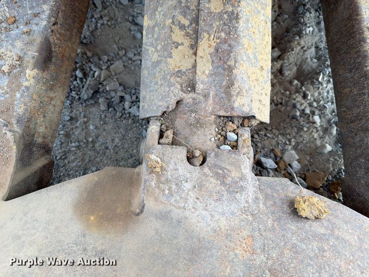 image for item FN2554 2002 Bobcat 334 mini excavator