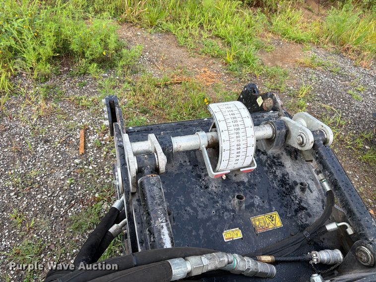 image for item FN5787 2023 Caterpillar PC306 skid steer cold planer