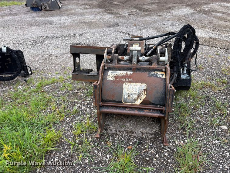 image for item FN5789 Caterpillar PC206 skid steer cold planer