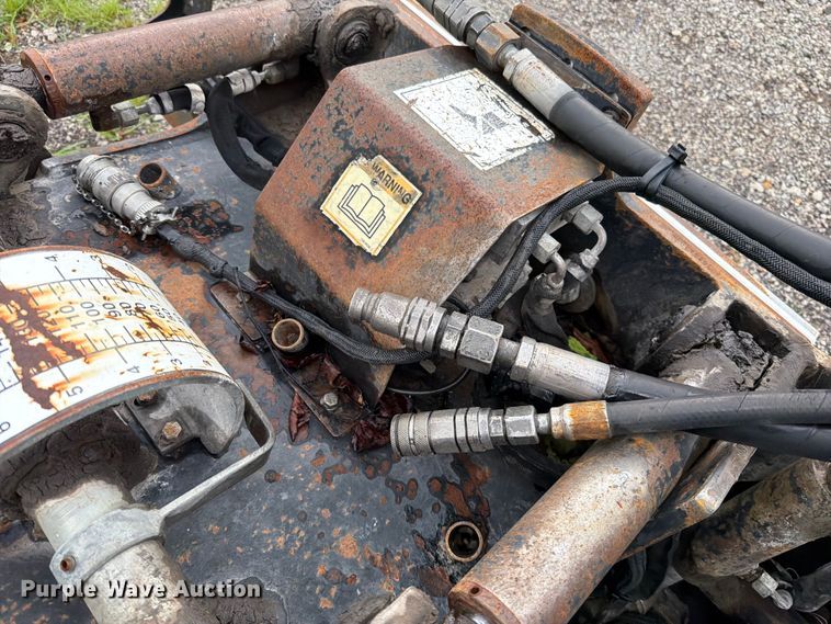 image for item FN5789 Caterpillar PC206 skid steer cold planer