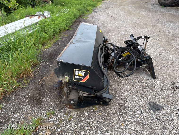 image for item FN5791 2017 Caterpillar BA118C skid steer sweeper