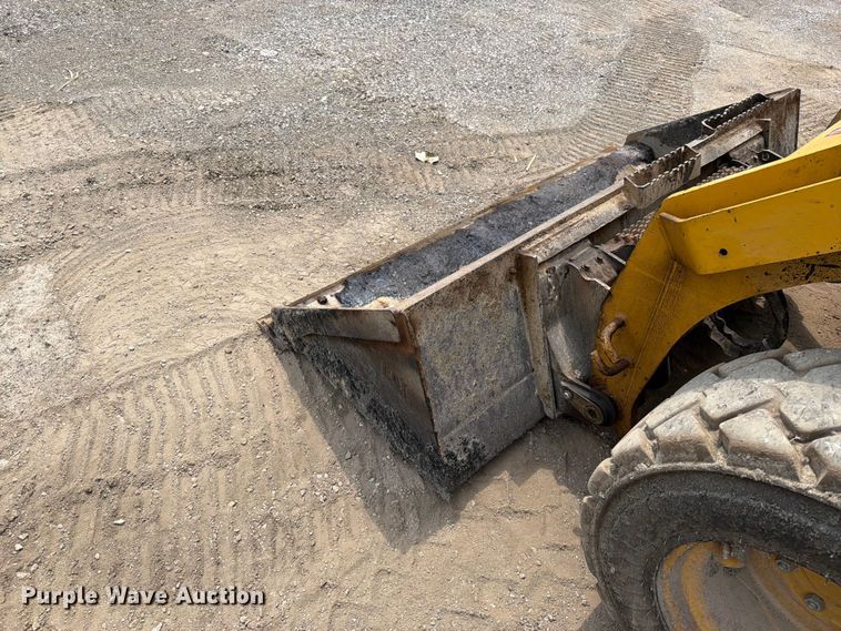 image for item FN5792 2024 Caterpillar 262D3 skid steer loader