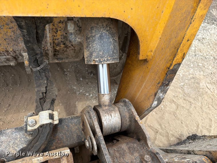 image for item FN5792 2024 Caterpillar 262D3 skid steer loader