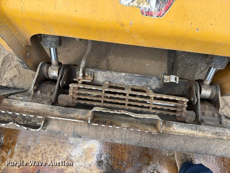 image for item FN5792 2024 Caterpillar 262D3 skid steer loader