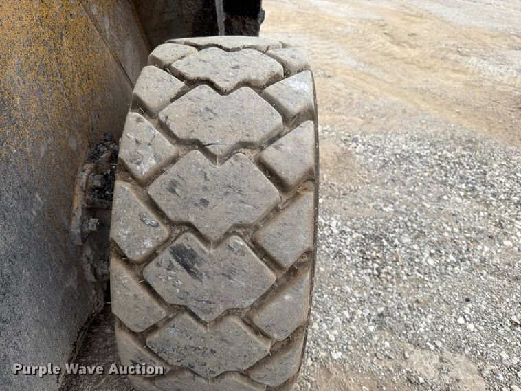 image for item FN5792 2024 Caterpillar 262D3 skid steer loader