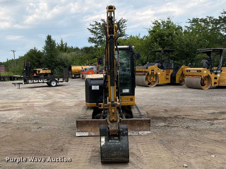 image for item FN5795 2022 Caterpillar 305CR mini excavator