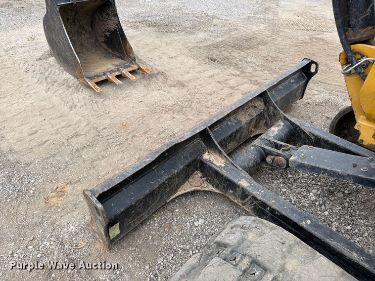 image for item FN5795 2022 Caterpillar 305CR mini excavator