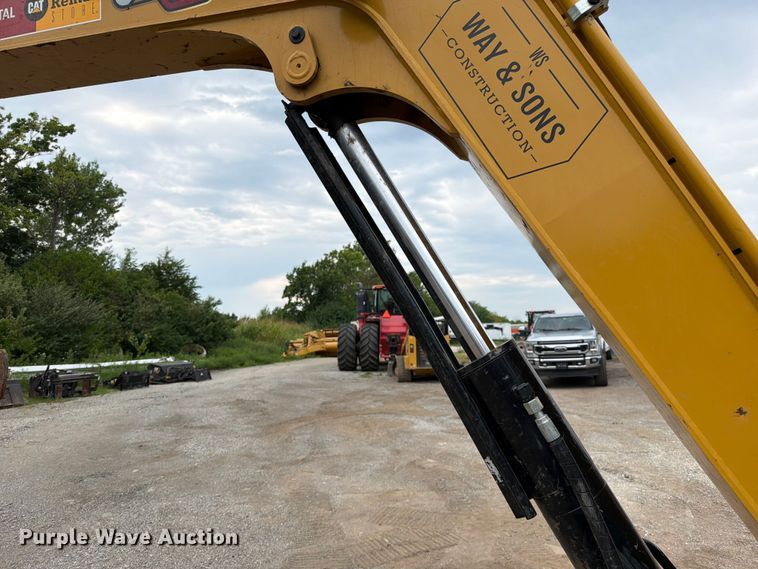 image for item FN5795 2022 Caterpillar 305CR mini excavator
