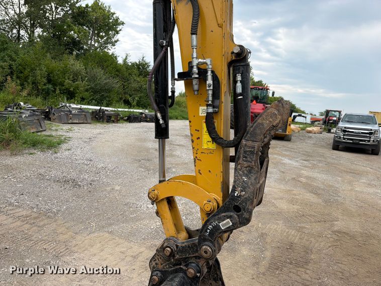 image for item FN5795 2022 Caterpillar 305CR mini excavator