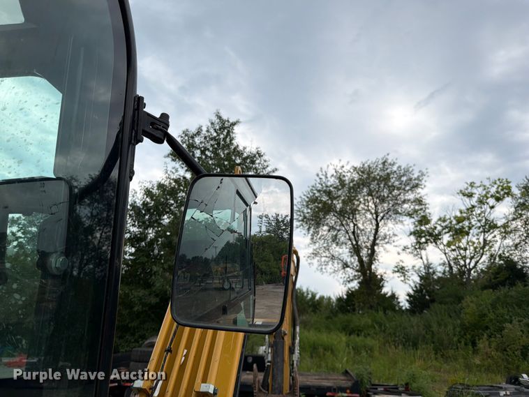 image for item FN5795 2022 Caterpillar 305CR mini excavator