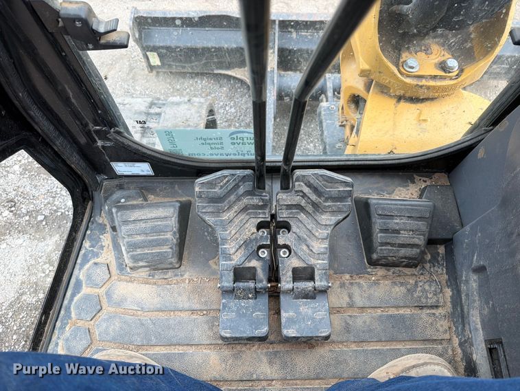 image for item FN5795 2022 Caterpillar 305CR mini excavator