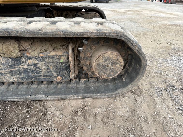 image for item FN5795 2022 Caterpillar 305CR mini excavator