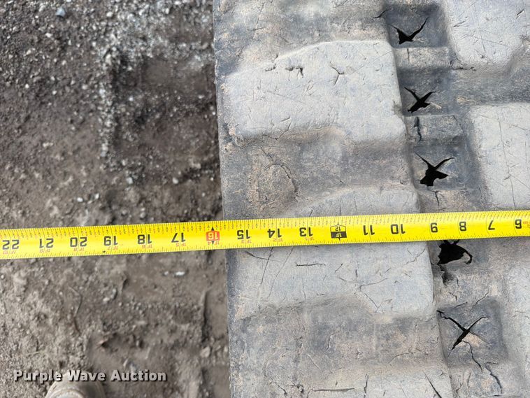 image for item FN5795 2022 Caterpillar 305CR mini excavator