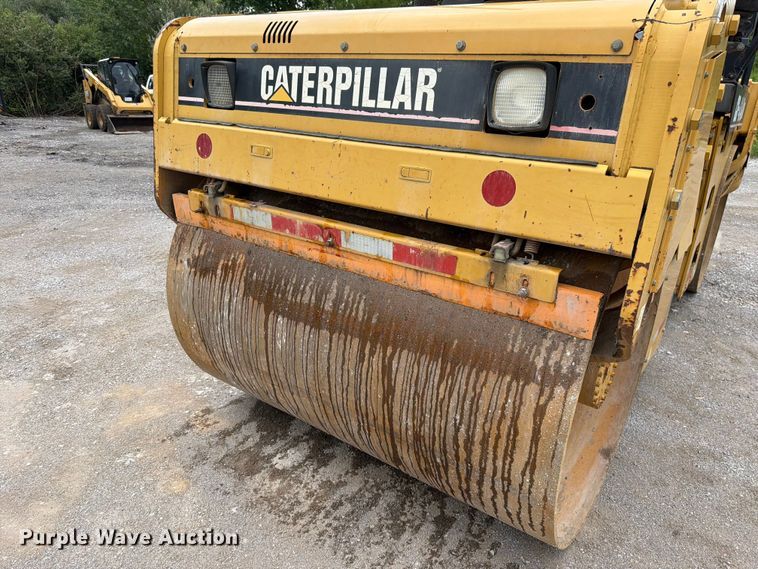 image for item FN5802 2004 Caterpillar CB-434D double drum vibratory roller