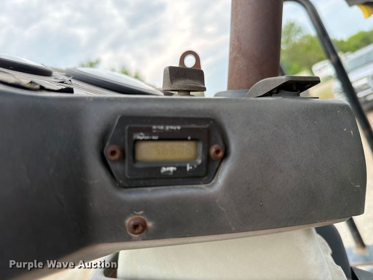 image for item FN5802 2004 Caterpillar CB-434D double drum vibratory roller