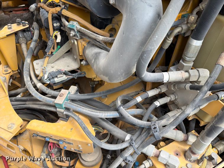 image for item FN5802 2004 Caterpillar CB-434D double drum vibratory roller