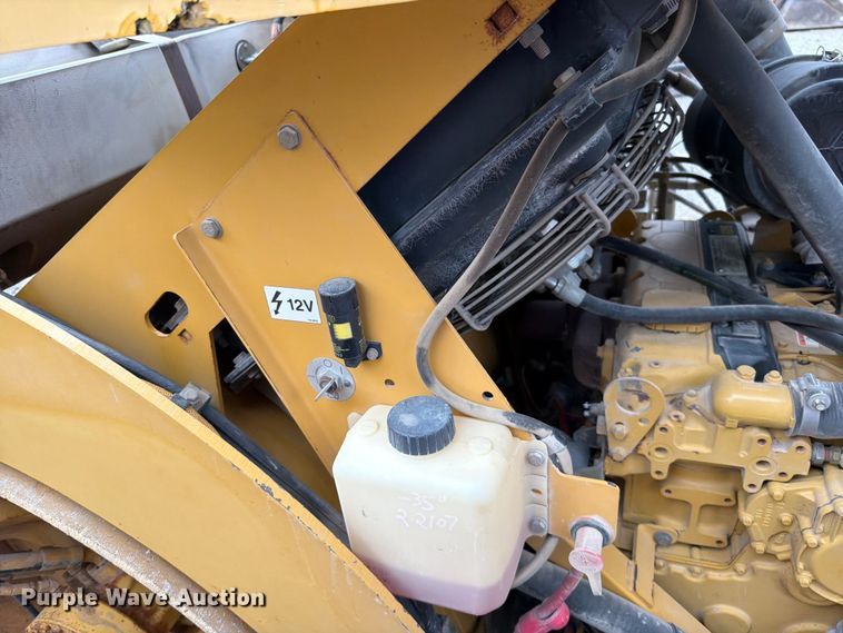 image for item FN5802 2004 Caterpillar CB-434D double drum vibratory roller